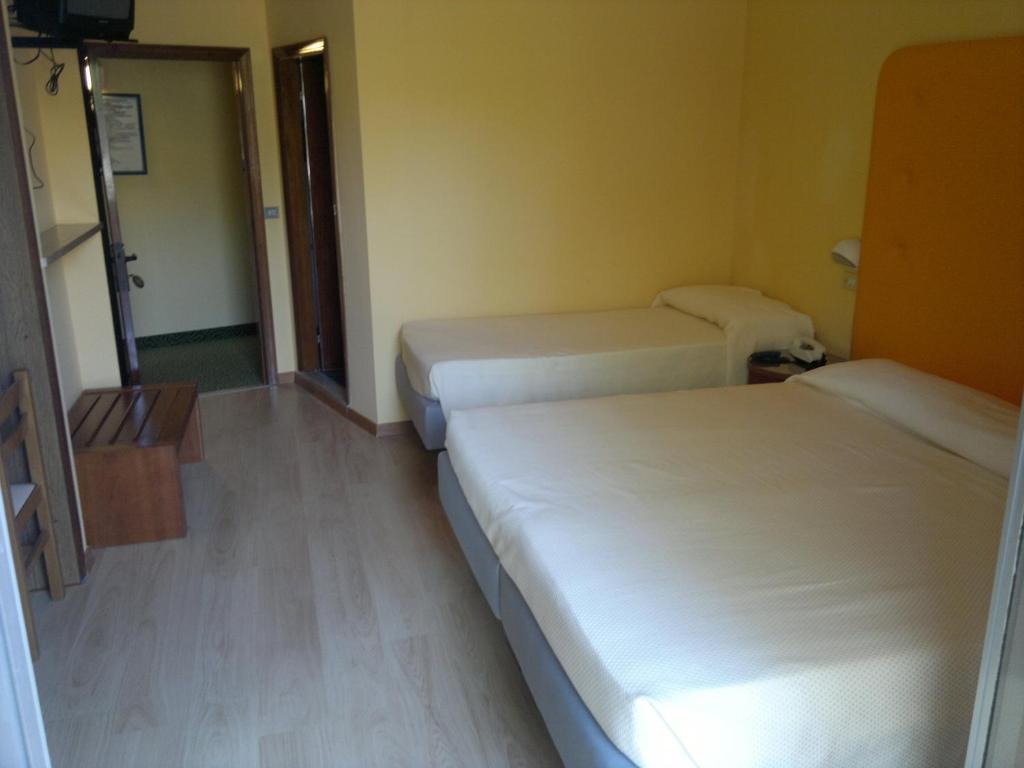 Hotel Dom Milano Marittima Zimmer foto